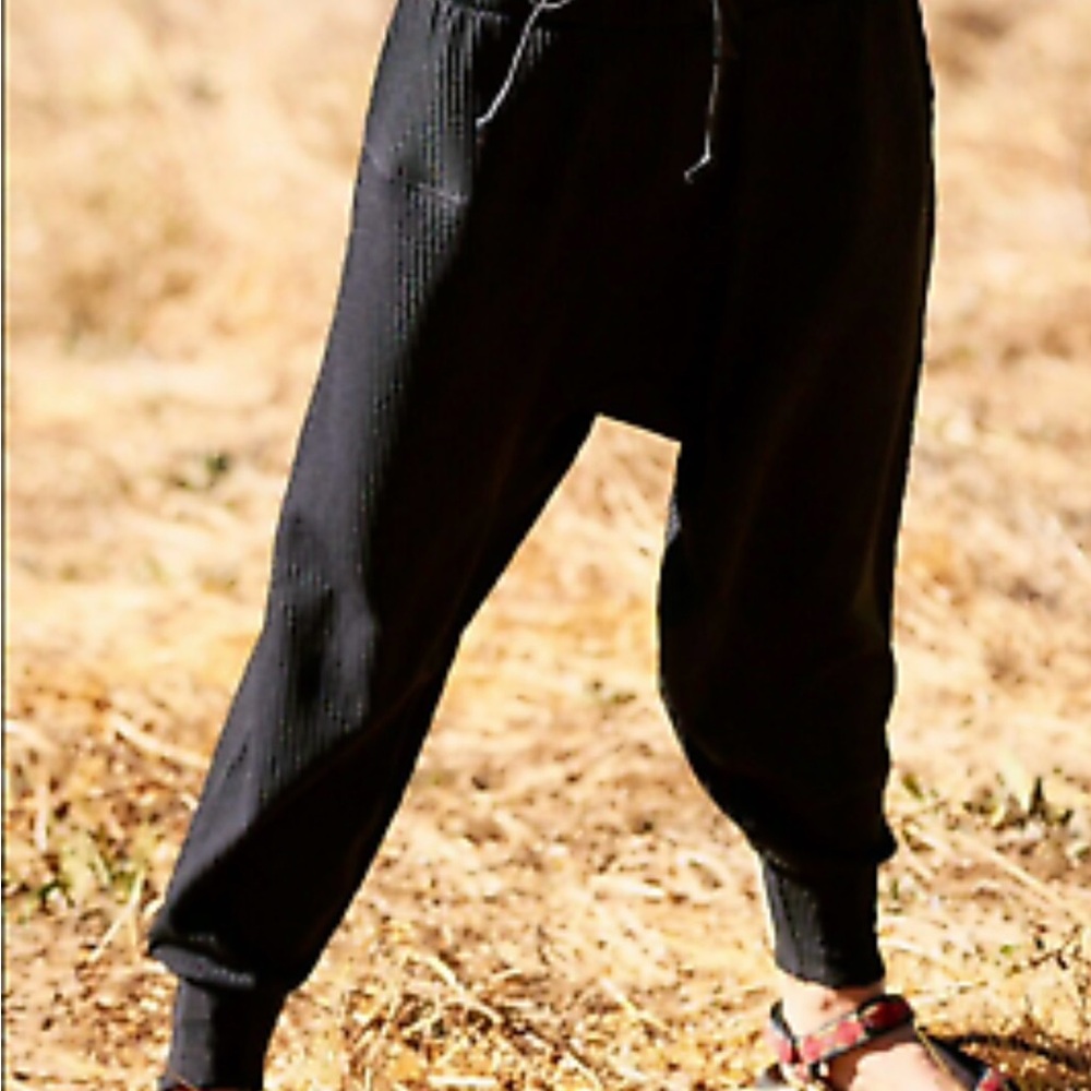 NWT XS Free People FP Movement Cant Handle This Harem Stretch Jogger Black Pants